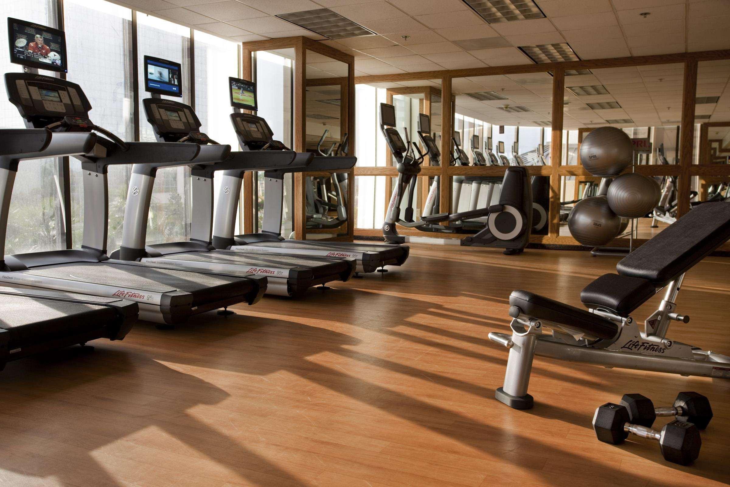 Doubletree By Hilton Hotel Houston Greenway Plaza Extérieur photo