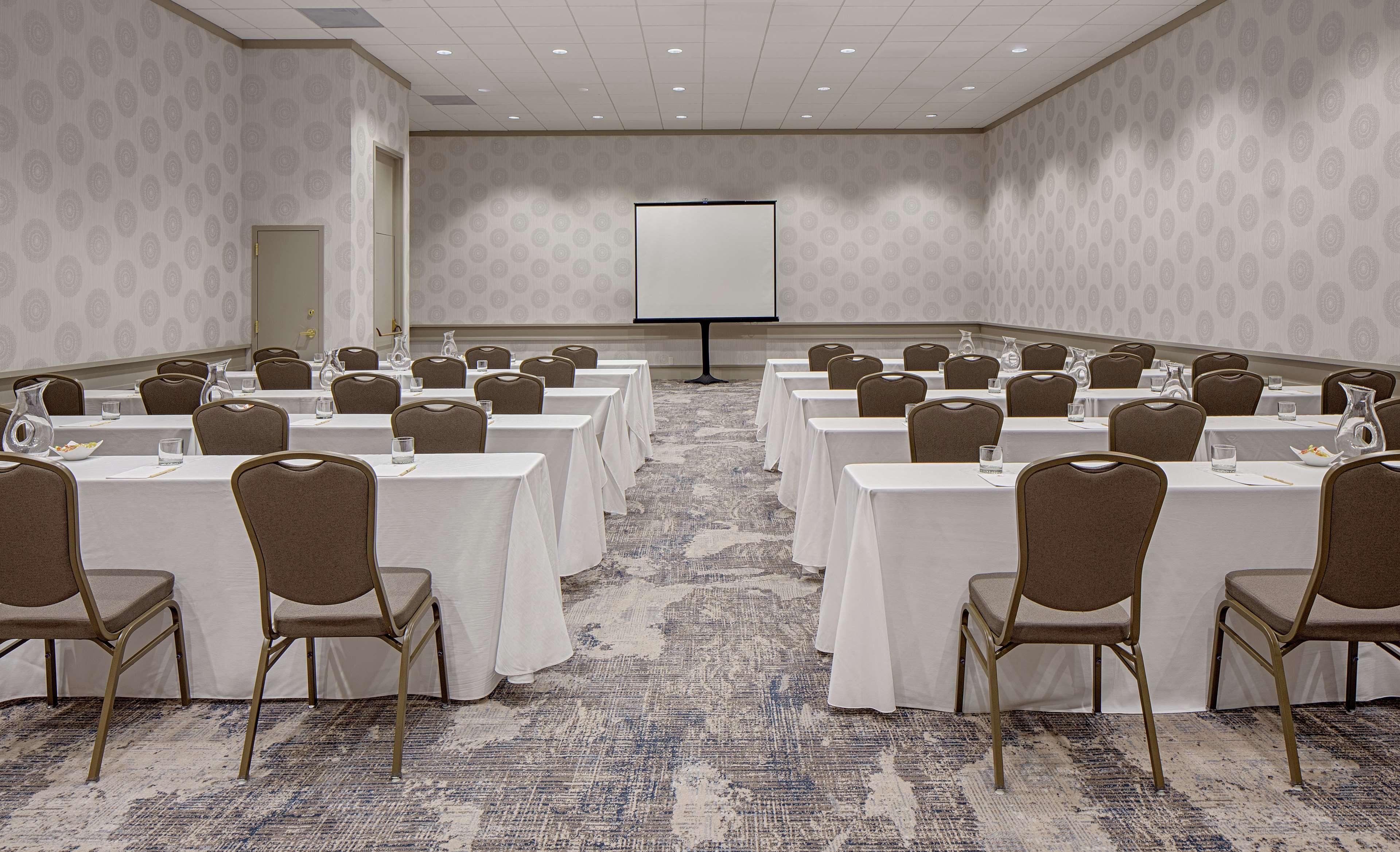 Doubletree By Hilton Hotel Houston Greenway Plaza Extérieur photo