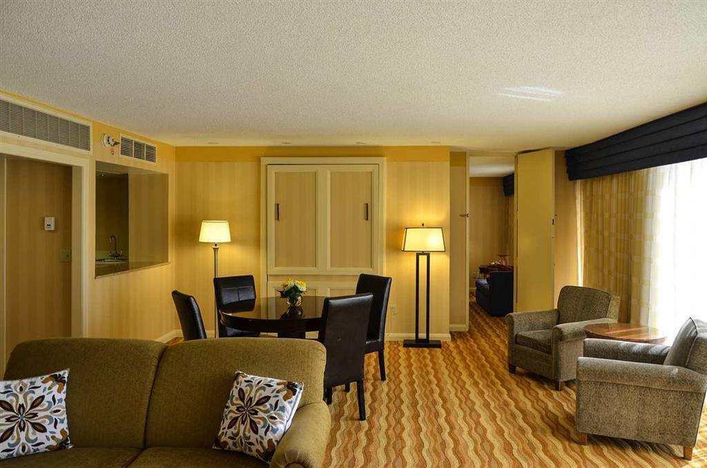 Doubletree By Hilton Hotel Houston Greenway Plaza Extérieur photo